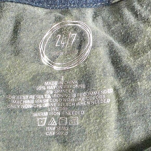 Maurices 24/7 Olive Floral Print Top Size L - Picture 5 of 6